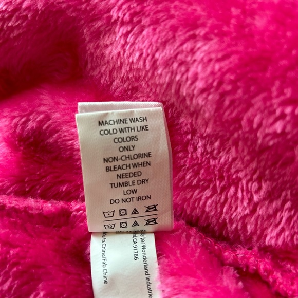 PixieCrush Mermaid Tail Blanket for girls Plush Comfy Fleece Snuggle Blanket - Picture 8 of 9